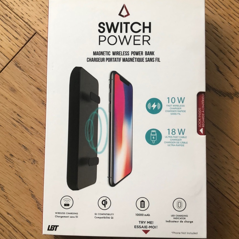 Magnetic wireless power bank